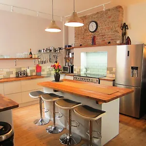 Apartment Designer Maisonette Whole, Brighton